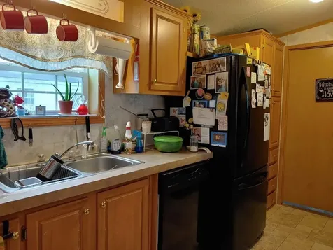 223 Kneeland Flats Trailer Park Waterbury VT 05676