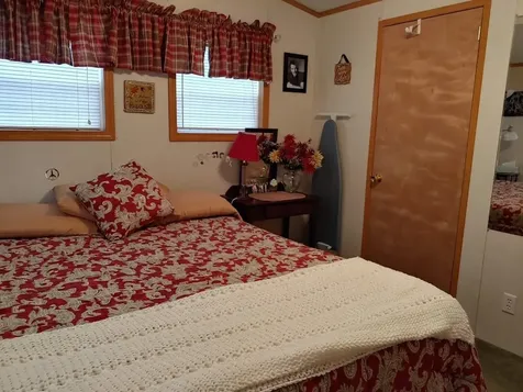223 Kneeland Flats Trailer Park Waterbury VT 05676