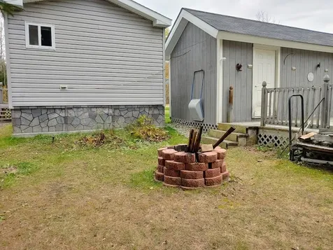 223 Kneeland Flats Trailer Park Waterbury VT 05676