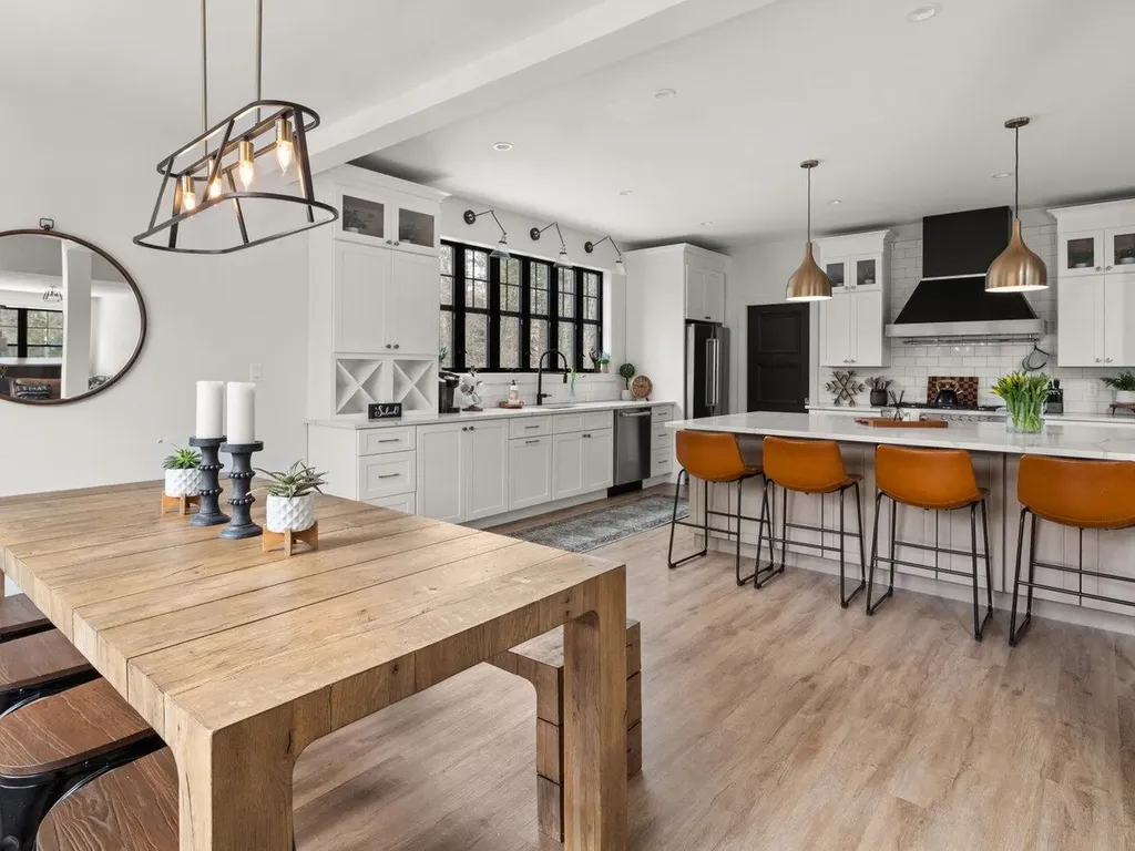 77 Two Ponds Road Warren VT 05674