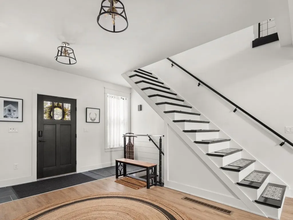 77 Two Ponds Road Warren VT 05674