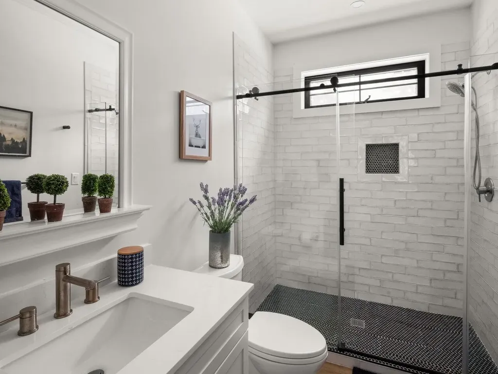 77 Two Ponds Road Warren VT 05674