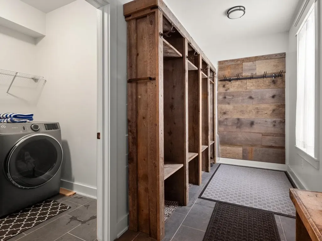 77 Two Ponds Road Warren VT 05674