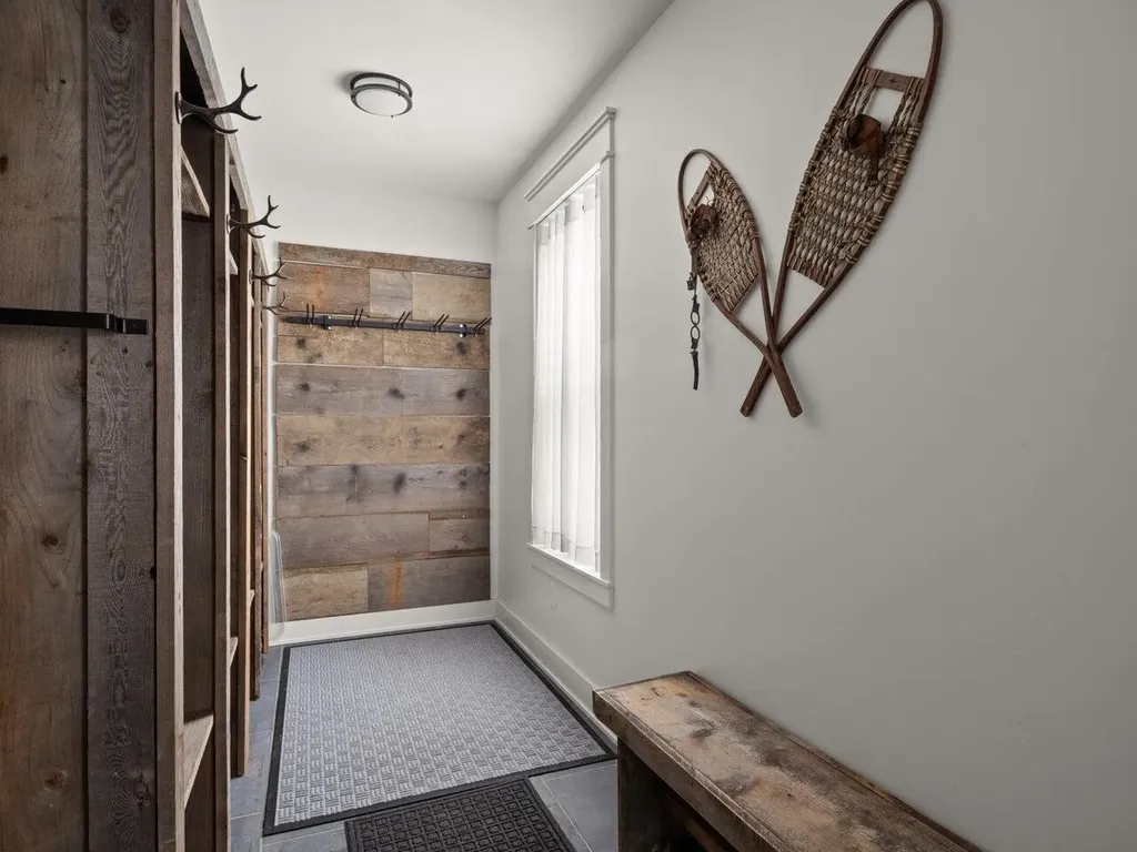 77 Two Ponds Road Warren VT 05674