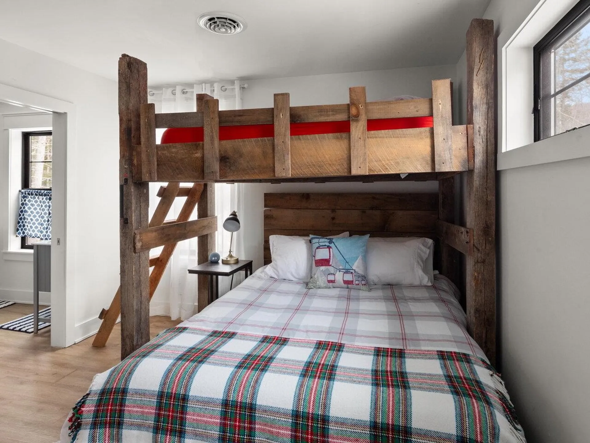 77 Two Ponds Road Warren VT 05674