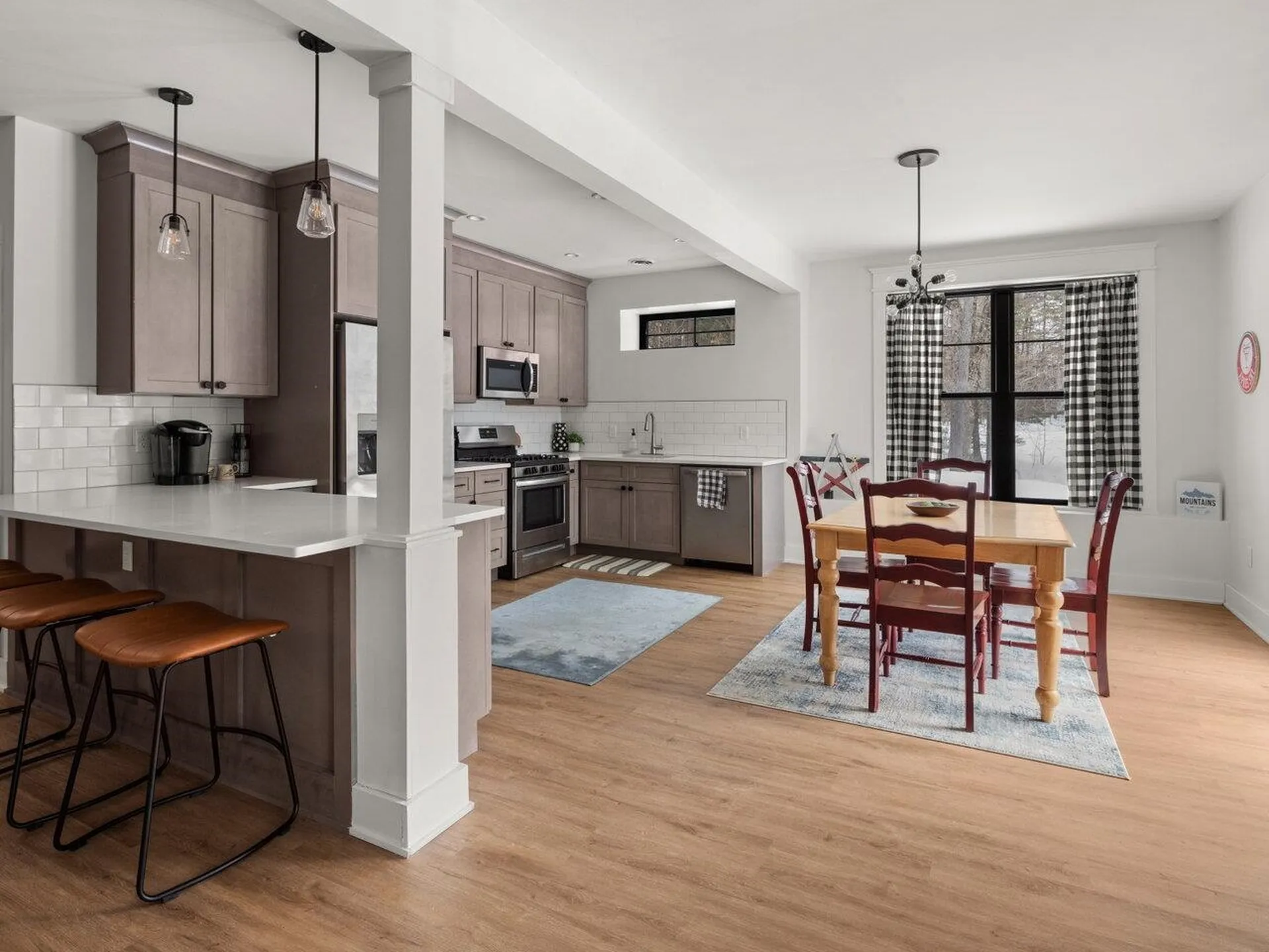 77 Two Ponds Road Warren VT 05674