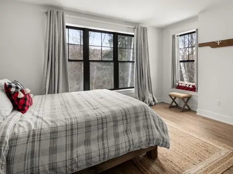 77 Two Ponds Road Warren VT 05674