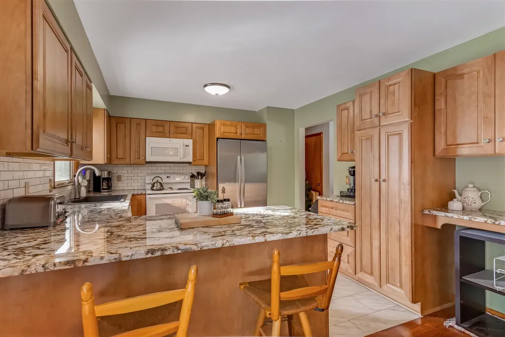 122 Country Club Drive East South Burlington VT 05403