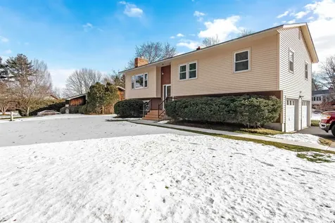 122 Country Club Drive East South Burlington VT 05403