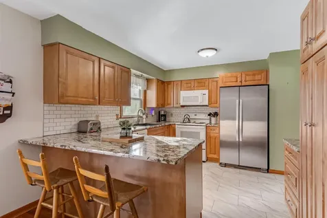 122 Country Club Drive East South Burlington VT 05403