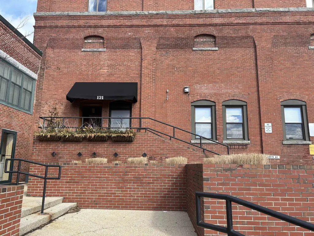 121 Bow Street Portsmouth NH 03801