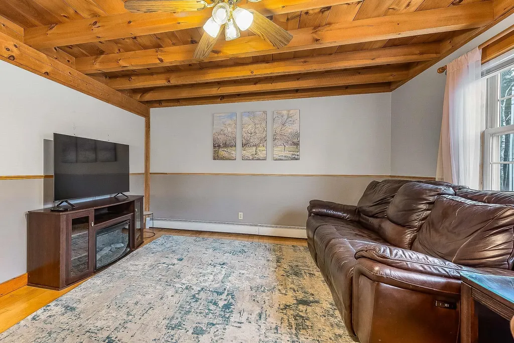 1 Alder Creek Lane Rochester NH 03867