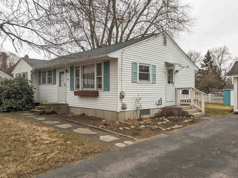 9 Mayflower Drive Keene NH 03431