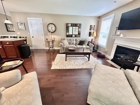 25 Melody Terrace Dover NH 03820