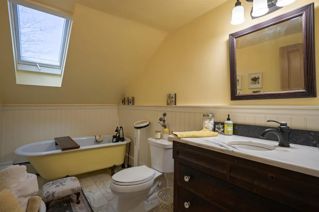 447 North Street New Haven VT 05472