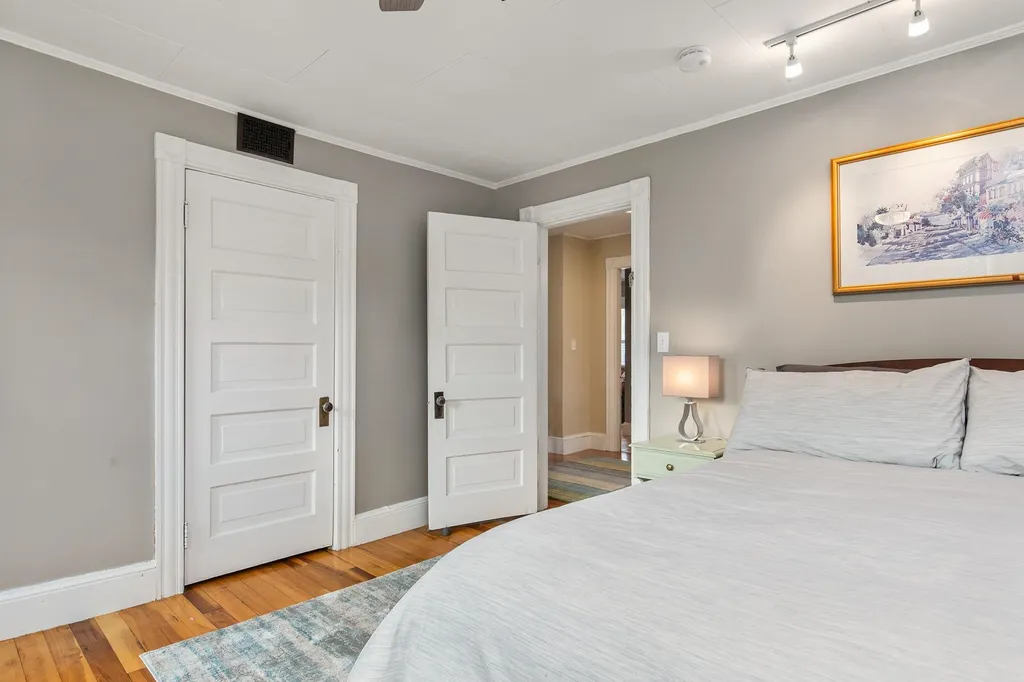 384 Peverly Hill Road Portsmouth NH 03801