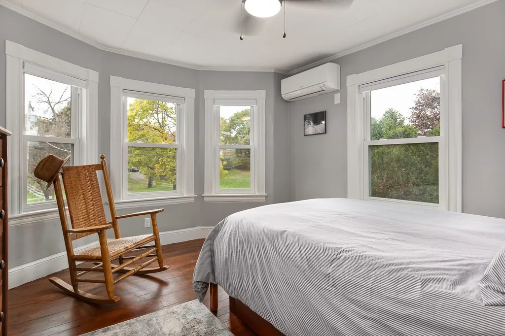 384 Peverly Hill Road Portsmouth NH 03801