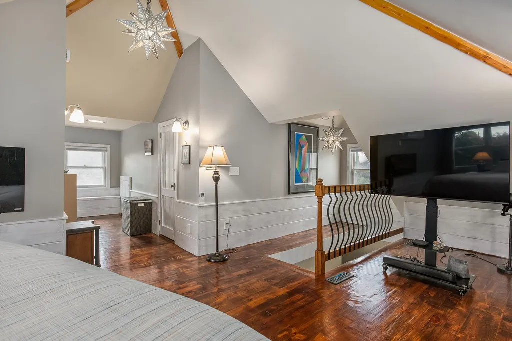 384 Peverly Hill Road Portsmouth NH 03801