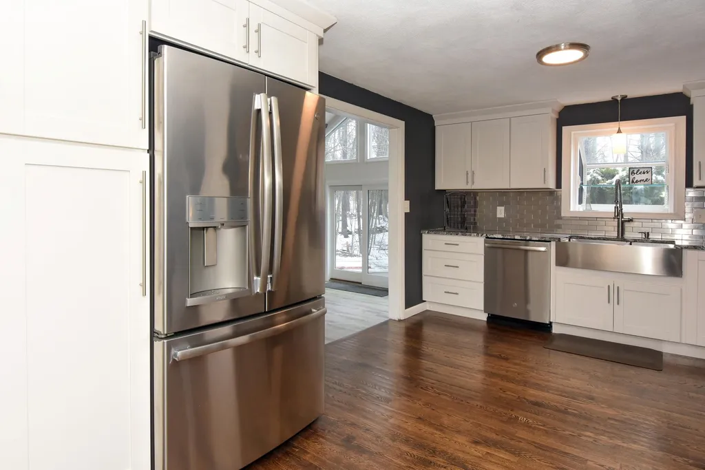 3 Linda Street Windham NH 03087