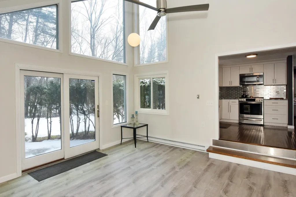 3 Linda Street Windham NH 03087