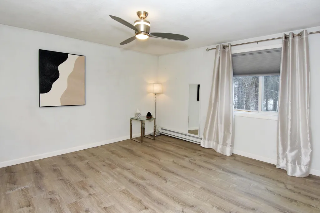 3 Linda Street Windham NH 03087