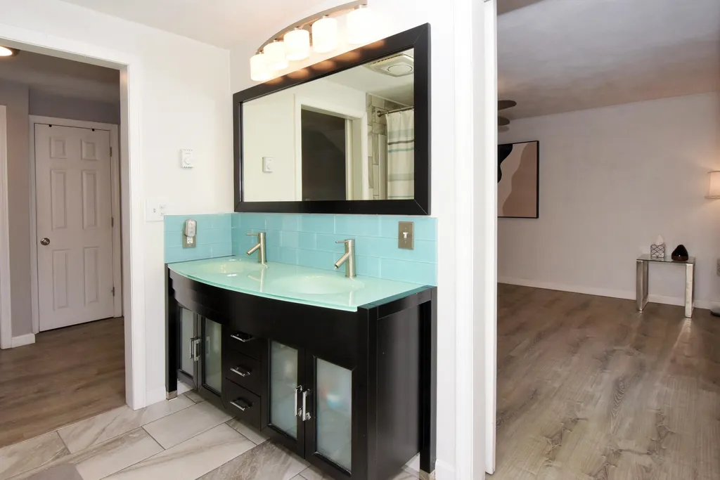 3 Linda Street Windham NH 03087