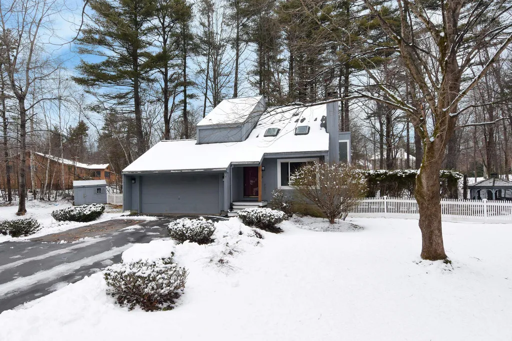 3 Linda Street Windham NH 03087