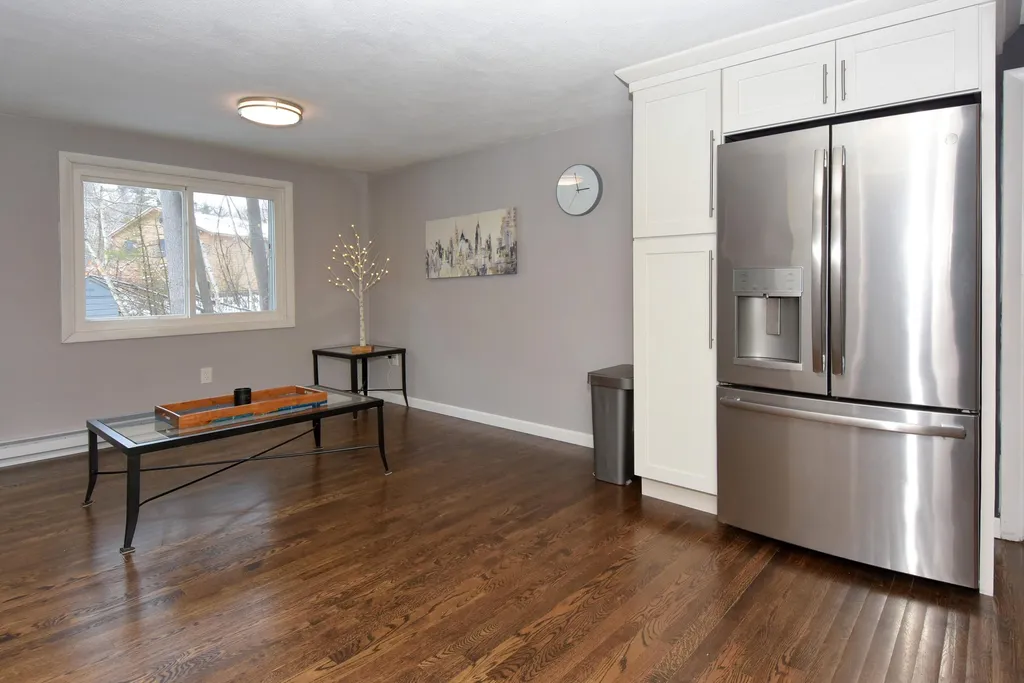 3 Linda Street Windham NH 03087