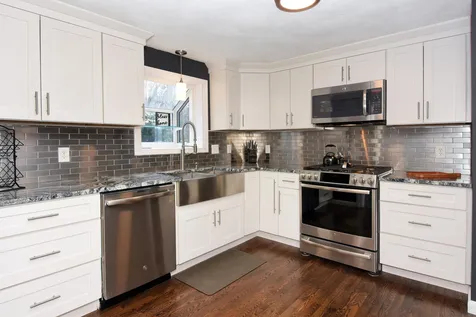 3 Linda Street Windham NH 03087