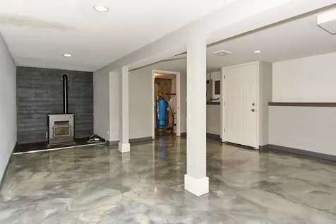 3 Linda Street Windham NH 03087