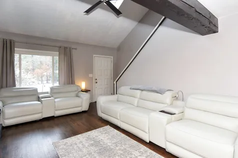 3 Linda Street Windham NH 03087
