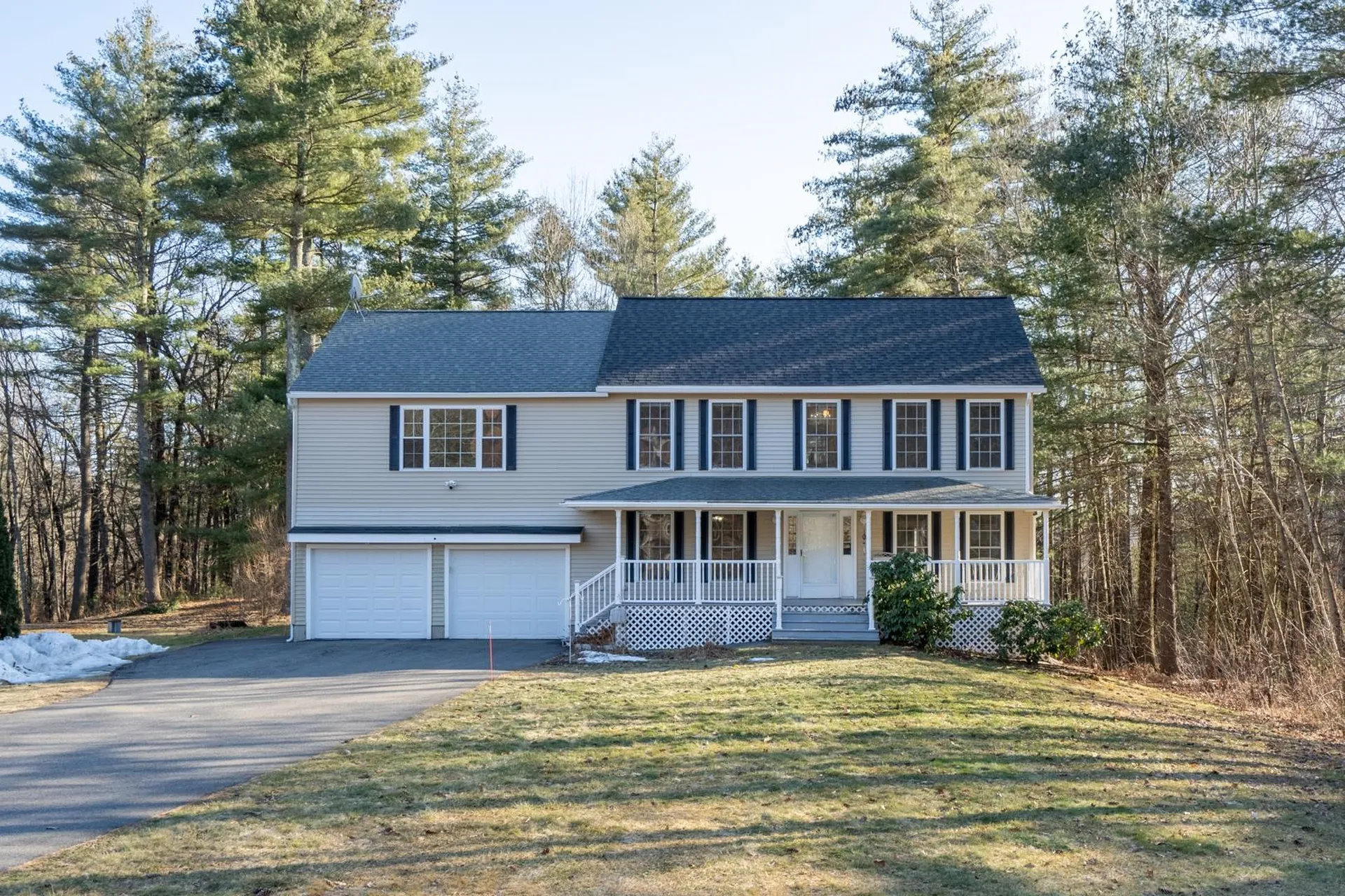 17 Buckthorn Street Londonderry NH 03053