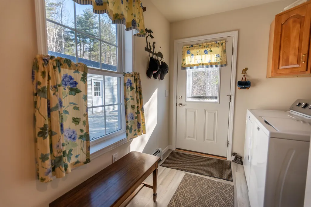 1691 Main Street Springfield NH 03284