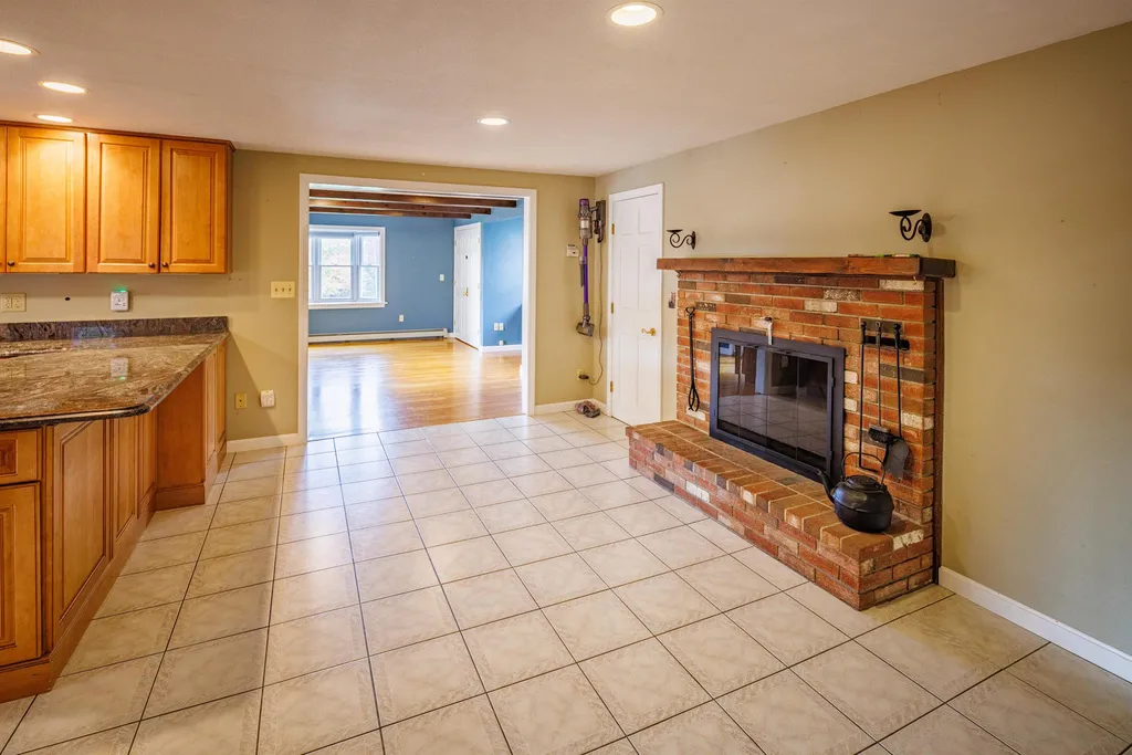 271 Rochester Hill Road Rochester NH 03867