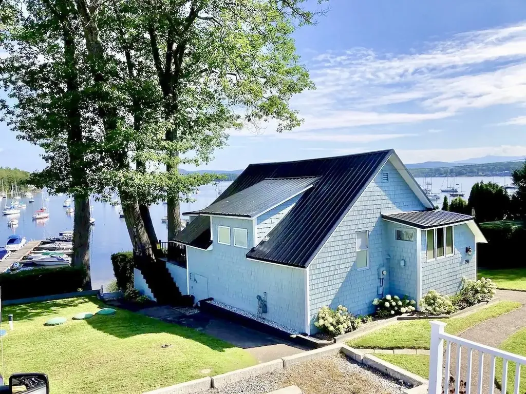 558 West Lakeshore Drive Colchester VT 05446