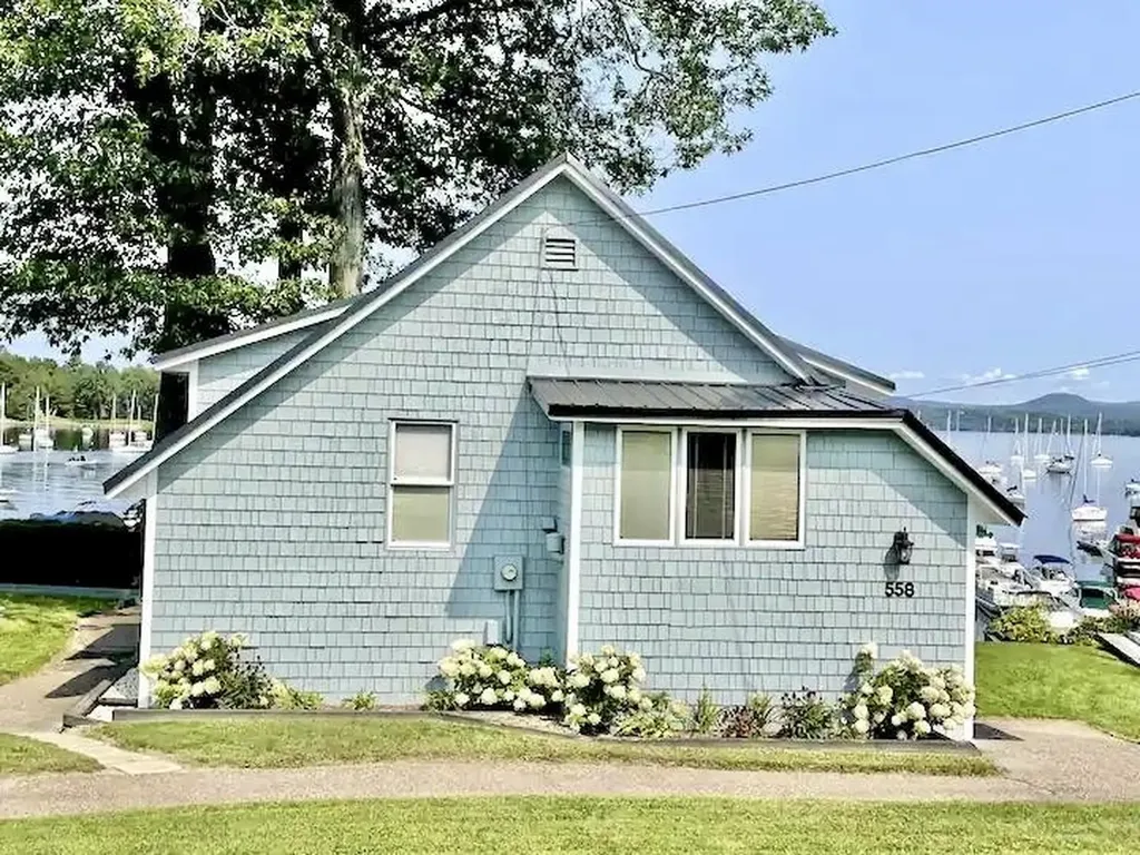 558 West Lakeshore Drive Colchester VT 05446