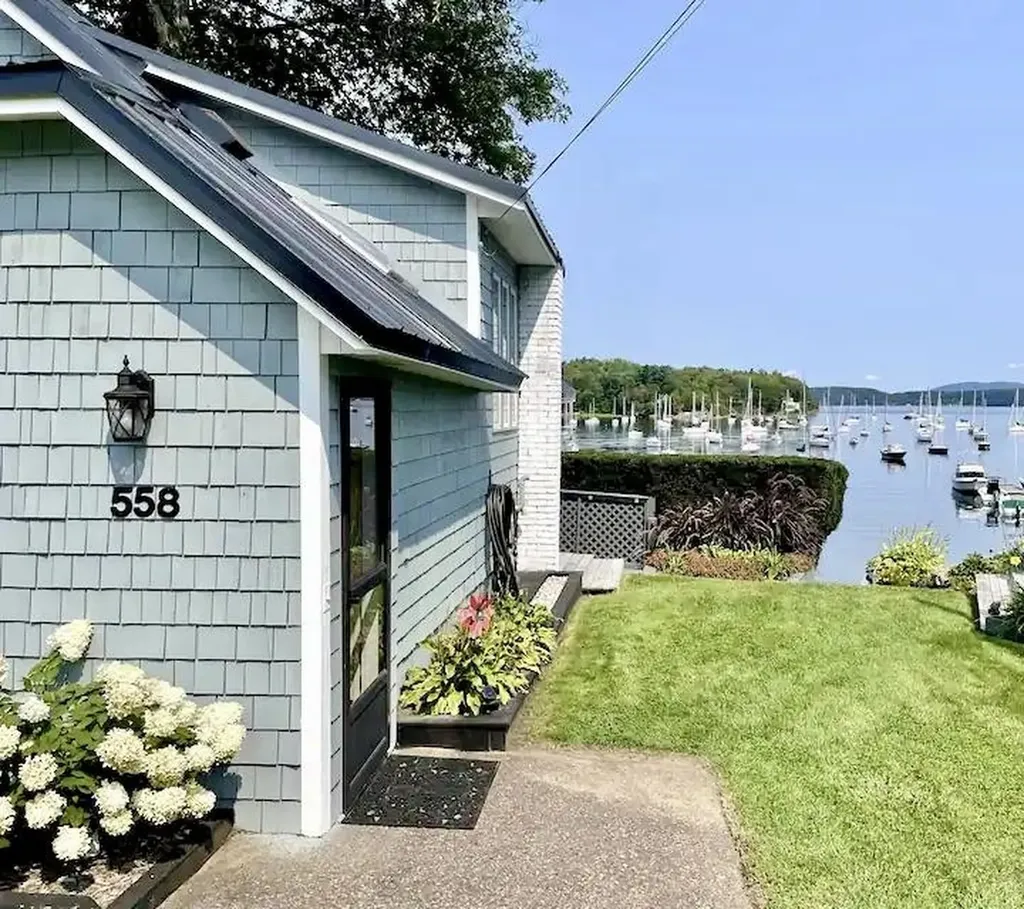 558 West Lakeshore Drive Colchester VT 05446