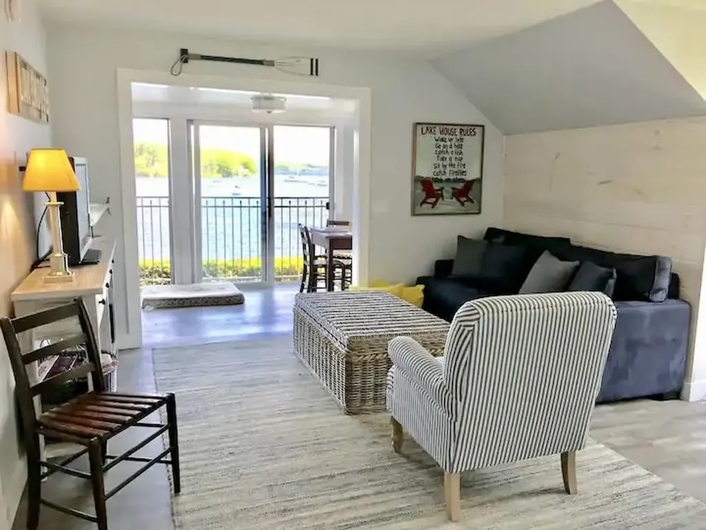 558 West Lakeshore Drive Colchester VT 05446