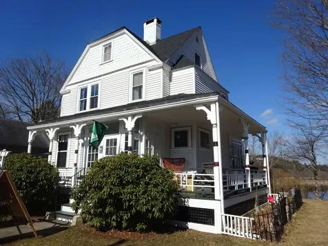 18 Pine Street Windsor VT 05089