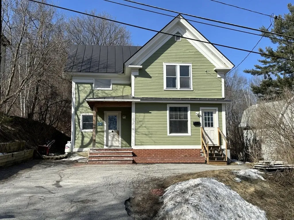 11 Bassett Street Barre City VT 05641