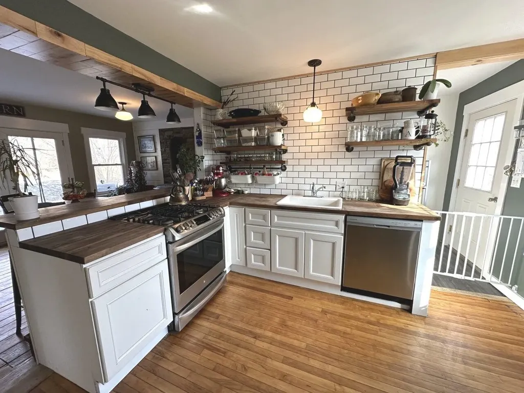 11 Bassett Street Barre City VT 05641