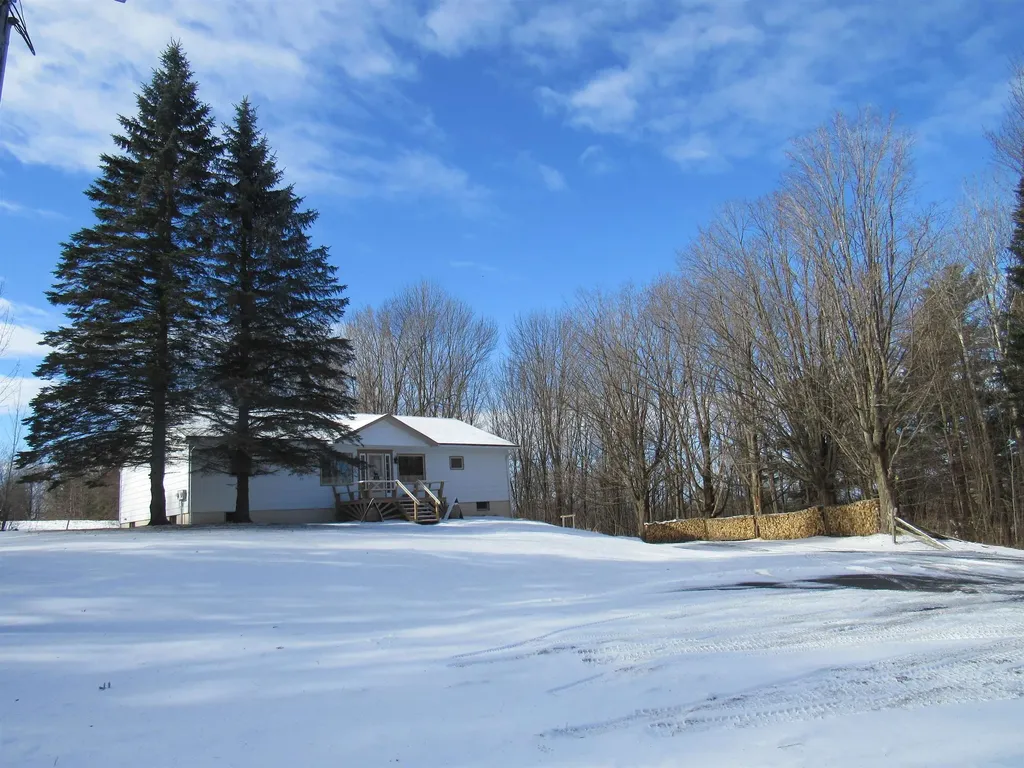 237 Louis Street Derby, VT Real Estate MLS 4986635