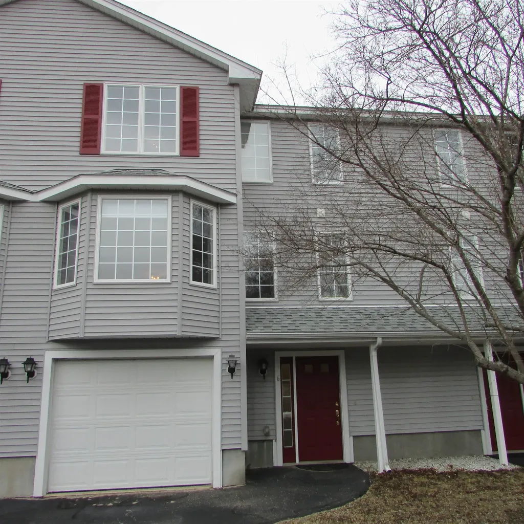 6 Wesley Lane Wolfeboro NH 03894