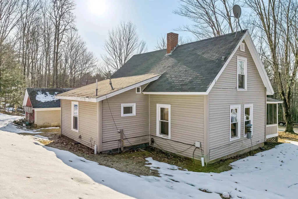 321 New Hampton Road Franklin NH 03235