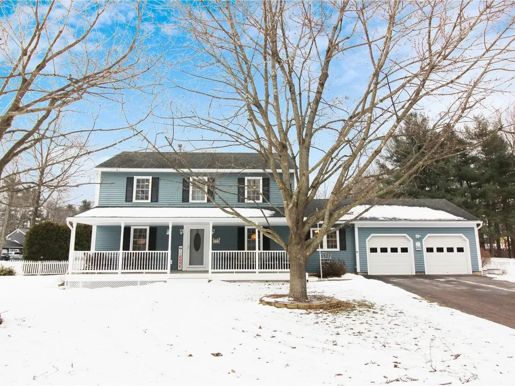 2 Southdown Court Essex VT 05452