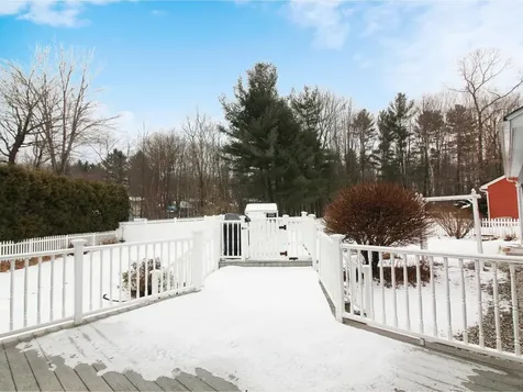 2 Southdown Court Essex VT 05452