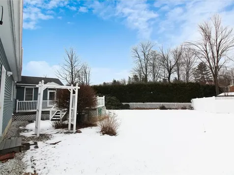 2 Southdown Court Essex VT 05452