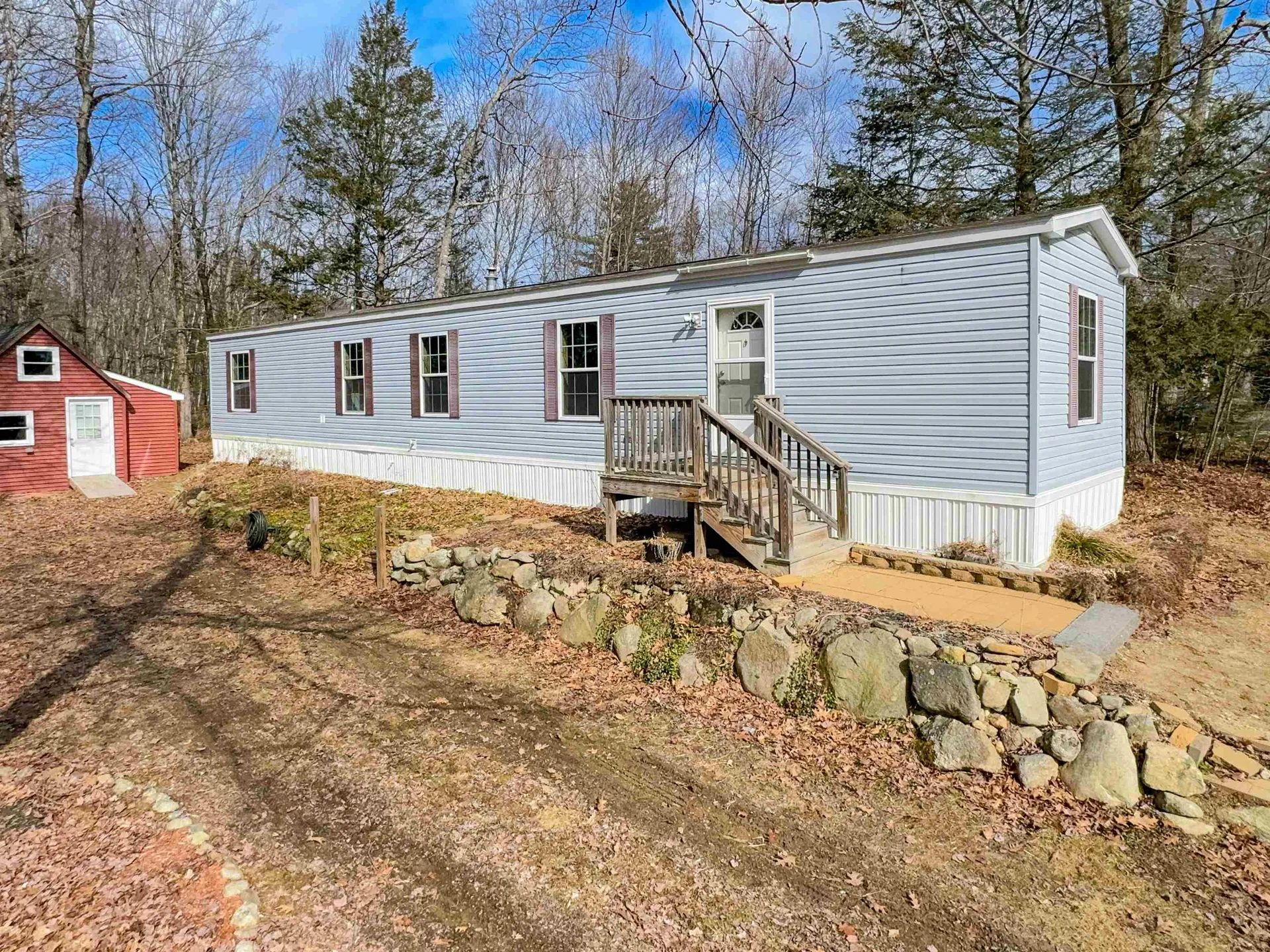 61 Goldfinch Road Barrington NH 03825
