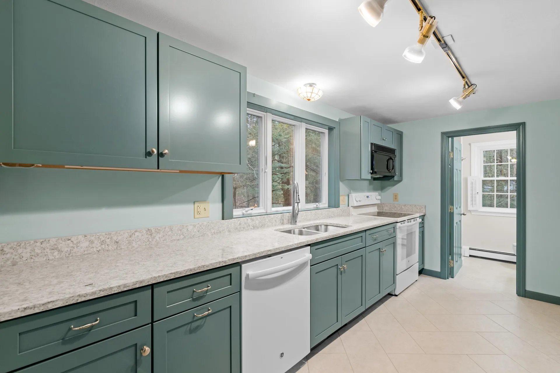 153 Old Rochester Road Somersworth NH 03878