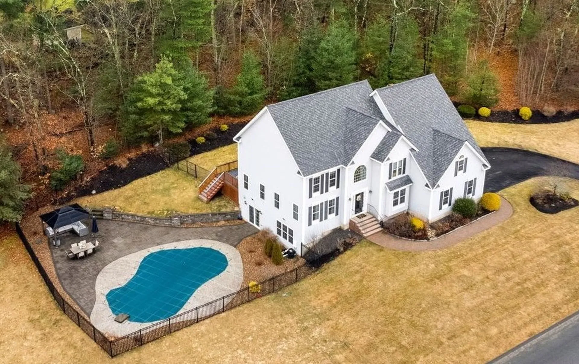 178 Mulberry Lane Pelham NH 03076